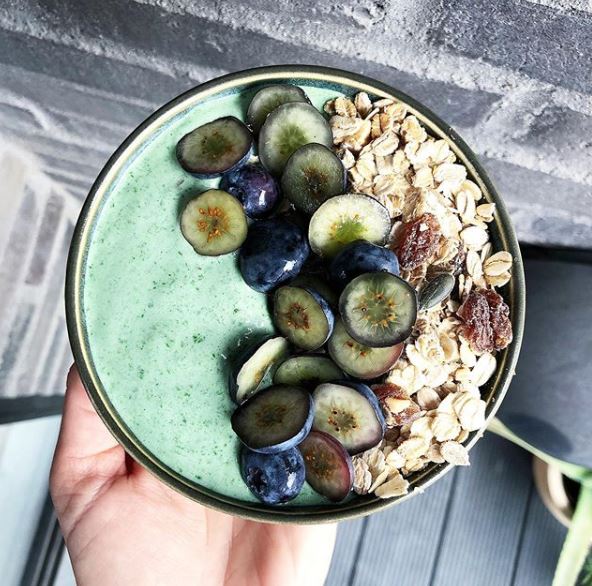 grøn smoothiebowl